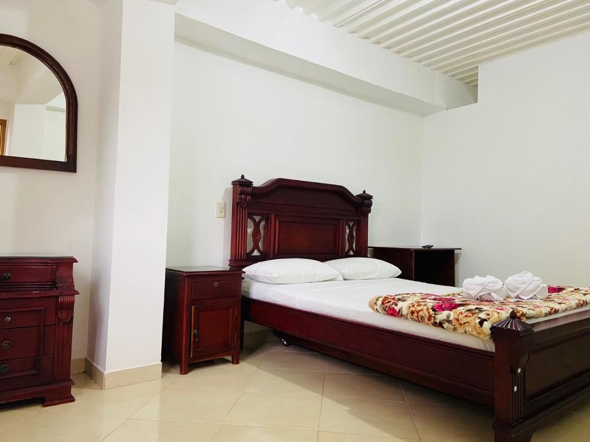 Vivienda Turistica El Zocalo Apartment Guatape Luaran gambar